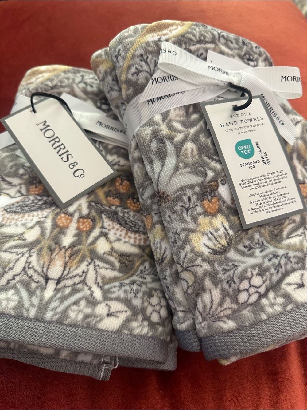 Morris & Co. Strawberry Thieft Gray Floral Hand Towels - Set of 2